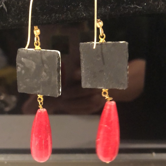 Sicilian Pierced Earrings with Mt Etna - Picture 8 of 10